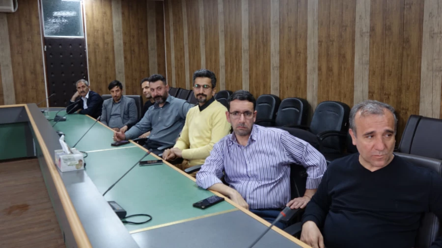 آخرین جلسه شورای اداری دانشگاه در سال 1403 5