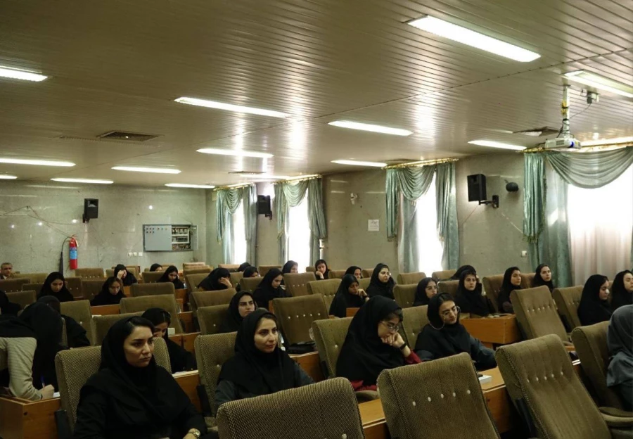 کارگاه تخصصی پیشگیری از اعتیاد در مدارس، ویژۀ دانشجویان ترم ۷ و ۸ 3