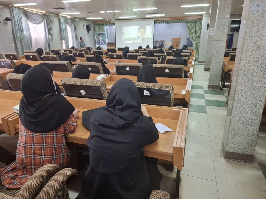 چهارمین جلسه دوره آموزشی پیشگیری از آسیب های اجتماعی در دانشگاه فرهنگیان کردستان 3