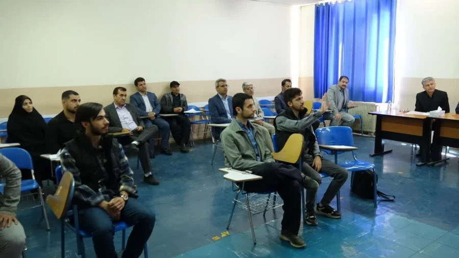 بازدید مسئولان دانشگاه از دوازدهمین جشنواره تدریس برتر در پردیس شهید مدرس 4