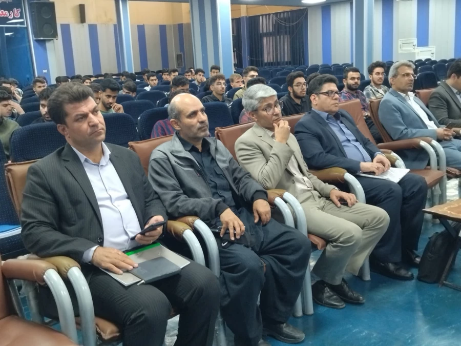 جلسه توجیهی گزینش و شورای انضباطی برای دانشجویان جدیدالورود برگزار شد 4