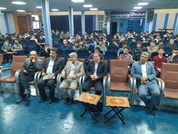 جلسه توجیهی گزینش و شورای انضباطی برای دانشجویان جدیدالورود برگزار شد 8