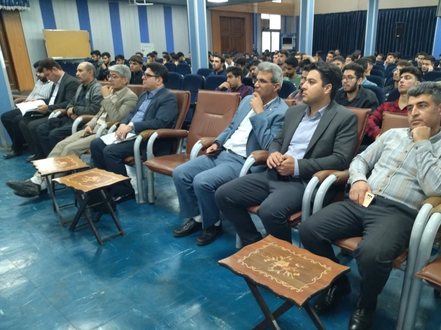 جلسه توجیهی گزینش و شورای انضباطی برای دانشجویان جدیدالورود برگزار شد 9