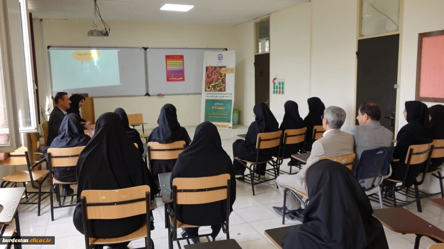 بازدید دکتر ارکیان از روند اجرایی جشنواره تدریس برتر در پردیس بنت الهدی صدر 2