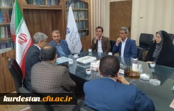 تأکید بر توسعه همکاری های مشترک در نشست صمیمانه با مدیرکل آموزش و پرورش کردستان 3