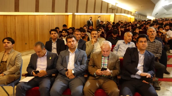 آیین گرامیداشت هفتۀ معلم و دهۀ سرآمدی آموزش در دانشگاه فرهنگیان کردستان 6