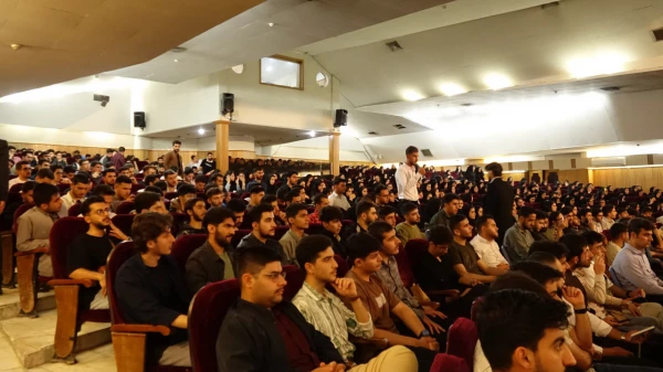 آیین گرامیداشت هفتۀ معلم و دهۀ سرآمدی آموزش در دانشگاه فرهنگیان کردستان 12