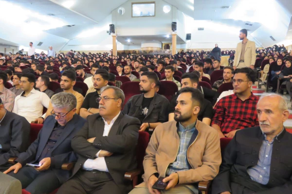 آیین گرامیداشت هفتۀ معلم و دهۀ سرآمدی آموزش در دانشگاه فرهنگیان کردستان 14