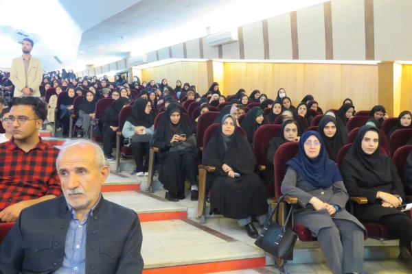 آیین گرامیداشت هفتۀ معلم و دهۀ سرآمدی آموزش در دانشگاه فرهنگیان کردستان 15