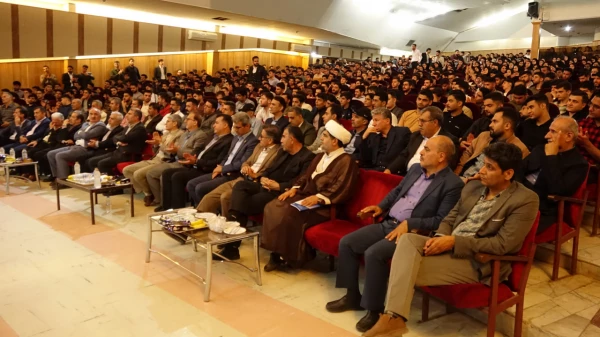 آیین گرامیداشت هفتۀ معلم و دهۀ سرآمدی آموزش در دانشگاه فرهنگیان کردستان 25