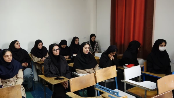 دیدار صمیمی دکتر ارکیان با اساتید و کارکنان حوزه آموزش در پردیس بنت الهدی صدر 6