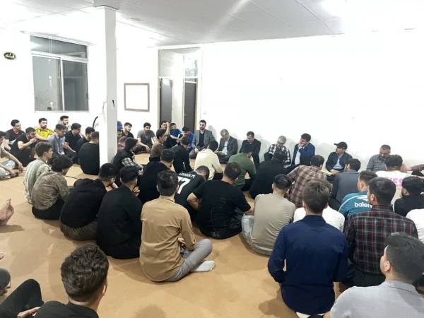 نشست صمیمی دکتر ارکیان با دانشجومعلمان در خوابگاه پردیس شهید مدرس 2