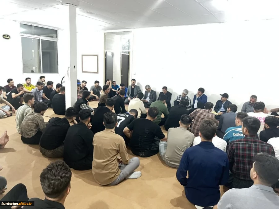 نشست صمیمی دکتر ارکیان با دانشجومعلمان در خوابگاه پردیس شهید مدرس 2