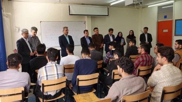 دیدار صمیمی ارکیان با اساتید و کارکنان حوزه آموزش در پردیس شهید مدرس 4