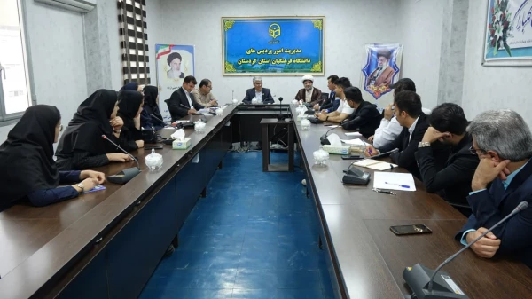 نشست صمیمی اعضای شورای صنفی با رئیس امور پردیس های دانشگاه فرهنگیان استان کردستان 5