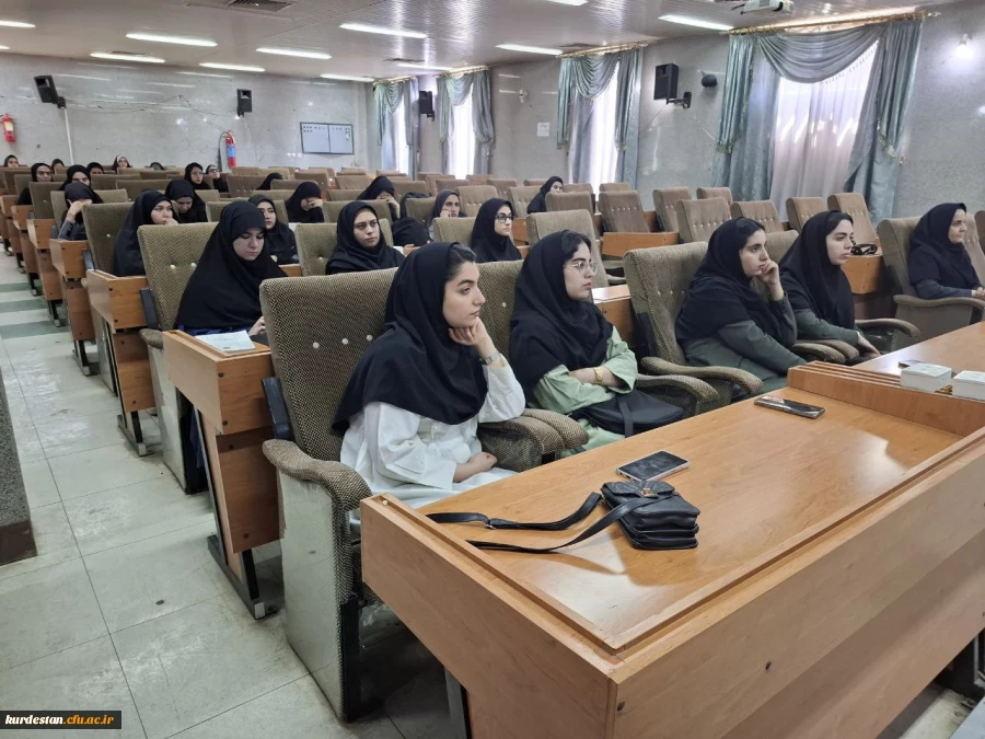 کارگاه آموزشی «سواد زندگی با رویکرد خوب زیستن در زندگی مشترک» برگزار شد 2