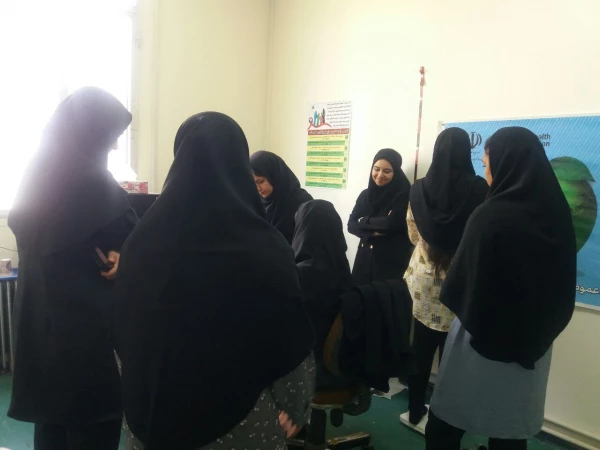 برگزاری «ایستگاه سلامت» در پردیس بنت الهدی صدر سنندج 2