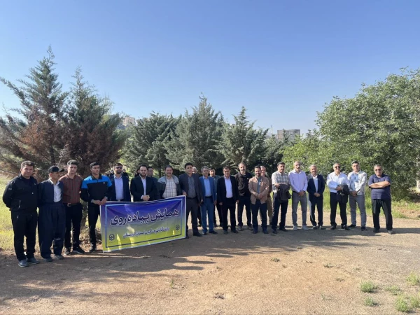 همایش پیاده روی در پردیس شهید مدرس سنندج برگزار شد 6