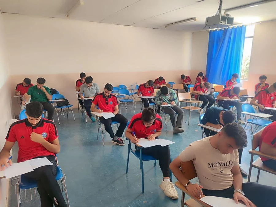 دوره داوری درجه سه فوتبال ویژه دانشجویان پردیس شهید مدرس سنندج با موفقیت برگزار شد 3