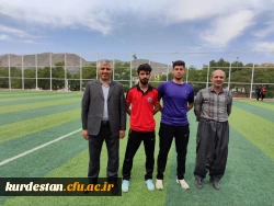 دوره داوری درجه سه فوتبال ویژه دانشجویان پردیس شهید مدرس سنندج با موفقیت برگزار شد 6