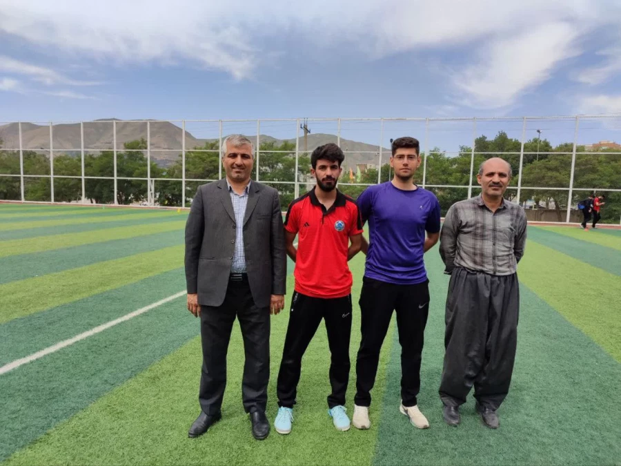 دوره داوری درجه سه فوتبال ویژه دانشجویان پردیس شهید مدرس سنندج با موفقیت برگزار شد 6