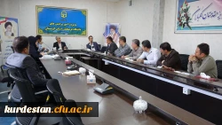 بررسی برنامه های آموزشی تابستان و تجلیل از مدیران گروه در دوازدهمین نشست شورای آموزش 3