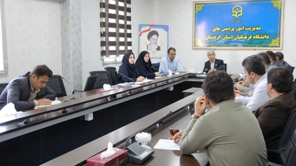 بررسی برنامه های آموزشی تابستان و تجلیل از مدیران گروه در دوازدهمین نشست شورای آموزش 5