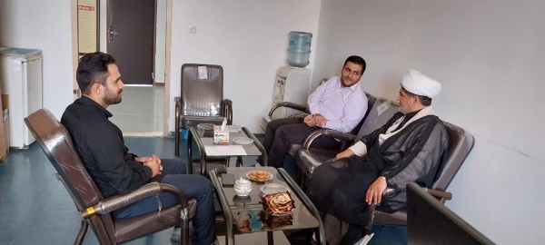 بازدید مسئول نهاد رهبری از واحد فرهنگی دانشگاه 2