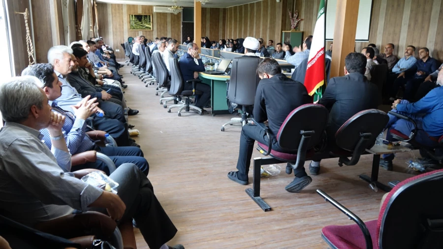 نشست تبیینی «ابعاد جنگ ۱۲ روزه» در دانشگاه فرهنگیان کردستان برگزار شد 5