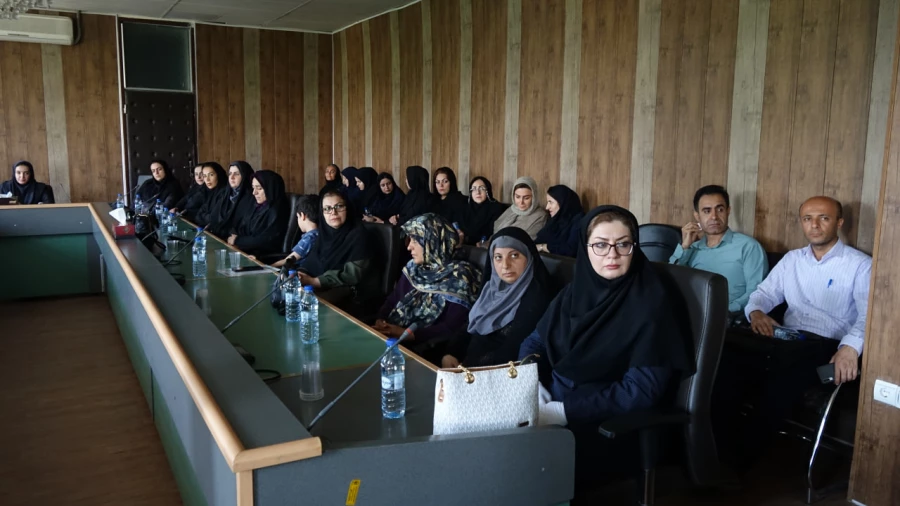 نشست تبیینی «ابعاد جنگ ۱۲ روزه» در دانشگاه فرهنگیان کردستان برگزار شد 8