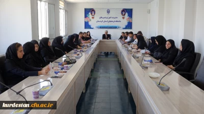 در پردیس بنت الهدی صدر سنندج برگزار شد؛

تجلیل از خدمات دکتر ناصر بهرامی، معاون پیشین توسعه منابع و امور دانشجویی پردیس