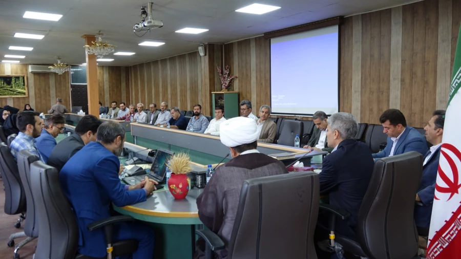 برگزراری آیین گرامیداشت روز کارمند در دانشگاه فرهنگیان کردستان 8