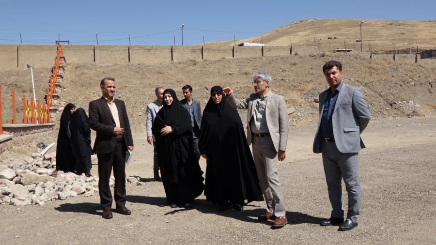 زهرا مظفر از بخش های مختلف دانشگاه فرهنگیان استان کردستان بازدید کرد 4