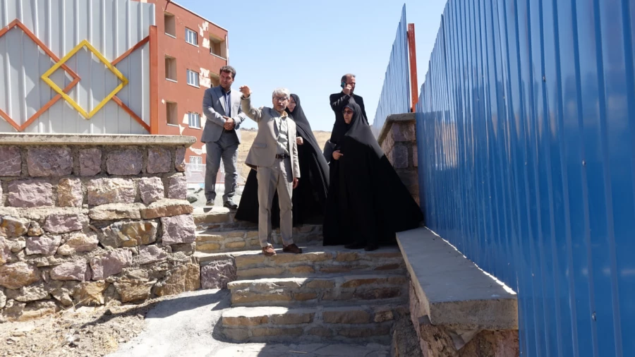 زهرا مظفر از بخش های مختلف دانشگاه فرهنگیان استان کردستان بازدید کرد 6