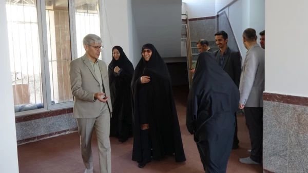 زهرا مظفر از بخش های مختلف دانشگاه فرهنگیان استان کردستان بازدید کرد 8