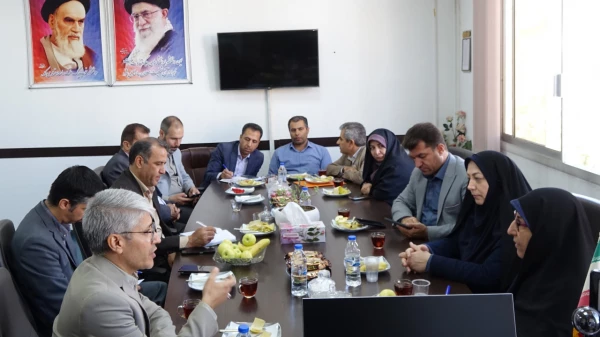 زهرا مظفر از بخش های مختلف دانشگاه فرهنگیان استان کردستان بازدید کرد 10