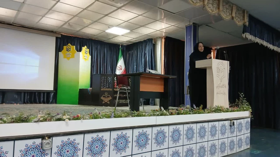 دوره آموزشی ـ توجیهی کارورزی ویژه مدیران و معلمان راهنمای مدارس تجربی برگزار شد 3