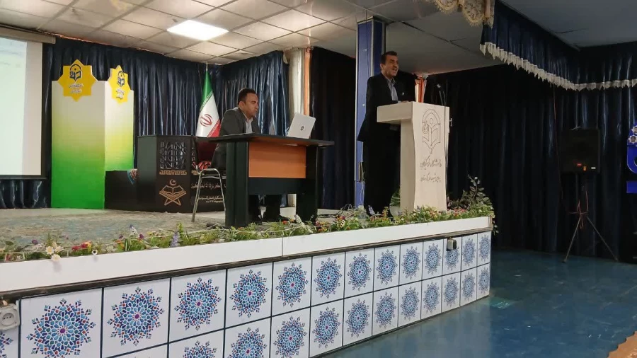 دوره آموزشی ـ توجیهی کارورزی ویژه مدیران و معلمان راهنمای مدارس تجربی برگزار شد 5