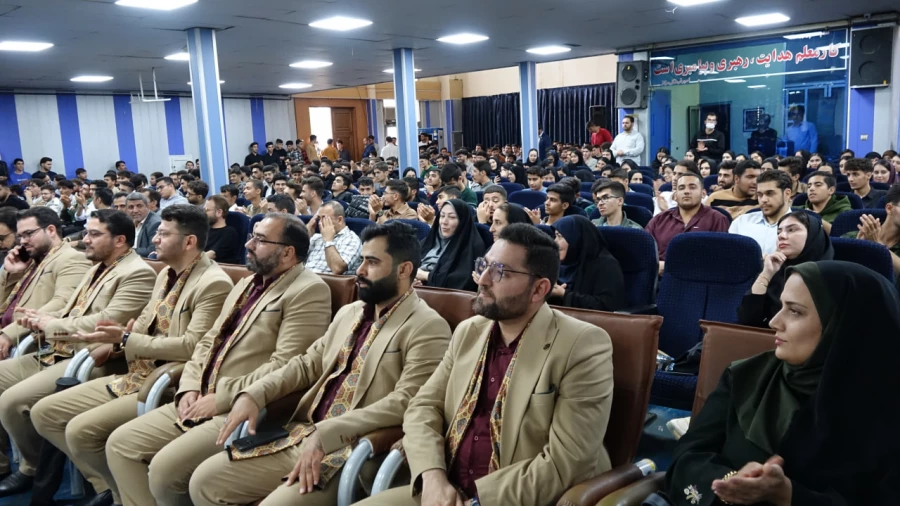 آیین استقبال از نودانشجومعلمان ورودی ۱۴۰۴ در دانشگاه فرهنگیان کردستان برگزار شد 21