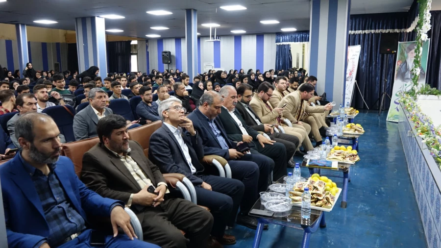 آیین استقبال از نودانشجومعلمان ورودی ۱۴۰۴ در دانشگاه فرهنگیان کردستان برگزار شد 27