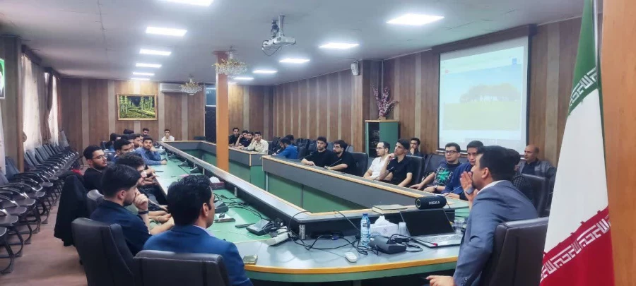 کارگاه تخصصی «مدیریت داوطلبی در ورزش» در پردیس شهید مدرس سنندج برگزار شد 3