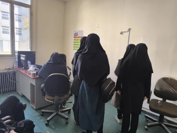 برنامه غربالگری سلامت ویژه بانوان در پردیس بنت الهدی صدر برگزار شد 4