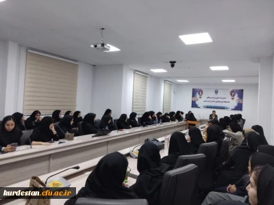  برنامه هفته تربیت بدنی و روز جهانی غذا؛

کارگاه تلفیقی «سلامت، حرکت و تغذیه» در پردیس بنت الهدی صدر برگزار شد