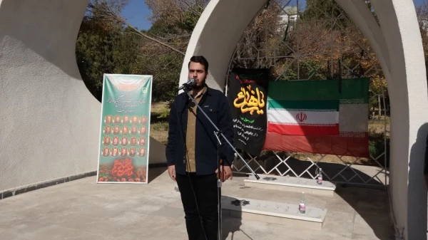 تجدید پیمان با شهدا در آیین غبارروبی مزار شهدای گکنام دانشگاه 10