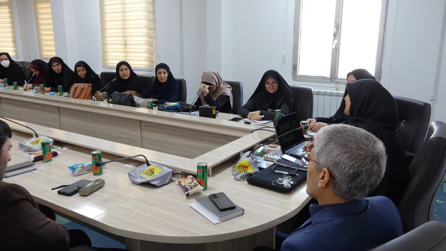 تبیین «الگوی سوم زن مسلمان» در دانشگاه فرهنگیان کردستان 5