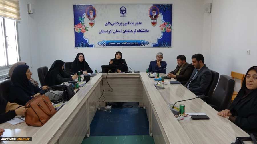 تبیین «الگوی سوم زن مسلمان» در دانشگاه فرهنگیان کردستان 9