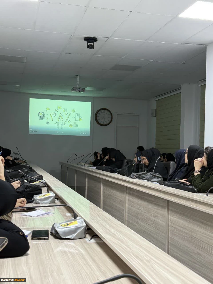 کارگاه «مهارت های ارتباطی» راهکاری برای تقویت زندگی جمعی در پردیس بنت الهدی صدر 4