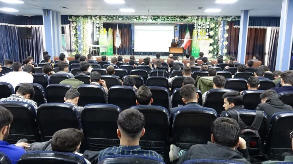 جلسه توجیهی-تبیینی گزینش برای دانشجومعلمان جدید پردیس شهید مدرس سنندج برگزار شد 3