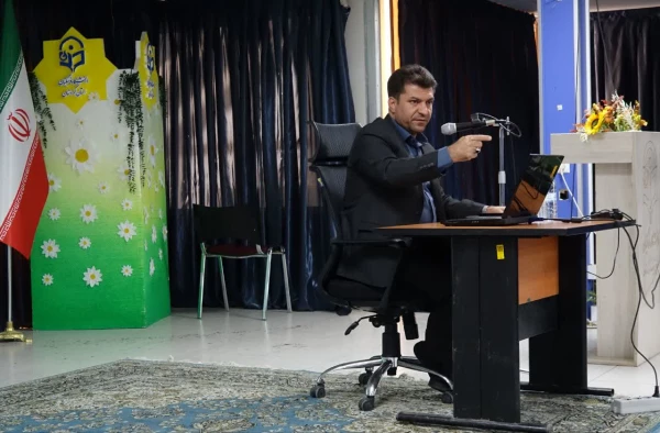 جلسه توجیهی آیین نامه انضباطی برای دانشجومعلمان ورودی جدید پردیس شهید مدرس سنندج برگزار شد 2