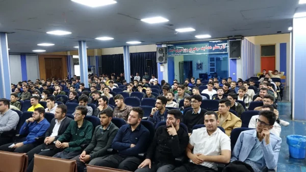 جلسه توجیهی آیین نامه انضباطی برای دانشجومعلمان ورودی جدید پردیس شهید مدرس سنندج برگزار شد 5